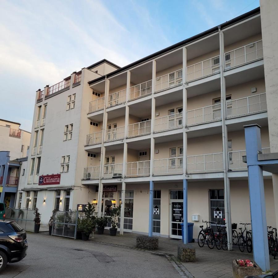 Ludwigsturm Appartement In Straubing Zewnętrze zdjęcie