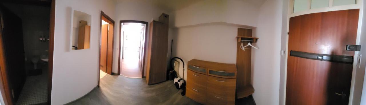 Ludwigsturm Appartement In Straubing Zewnętrze zdjęcie